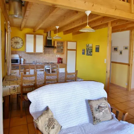 Maison Calme Avec Terrasse, Garage Et Barbecue - Fr-1-165a-91 Holiday home Saint-Pons (Alpes-de-Haute-Provence)